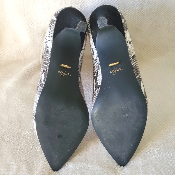 42 Gold Ojai Snake Boots - Picture 4 of 10